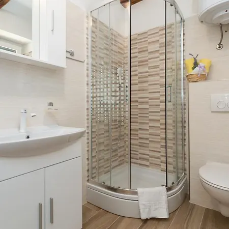 Kuca Za Odmor Aurora * Kavran