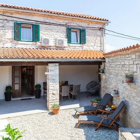 Kuca Za Odmor Aurora Kavran