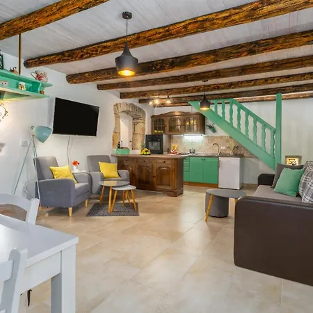 Kuca Za Odmor Aurora * Kavran