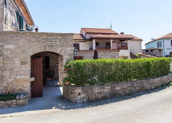 Kuca Za Odmor Aurora Feriehus Kavran