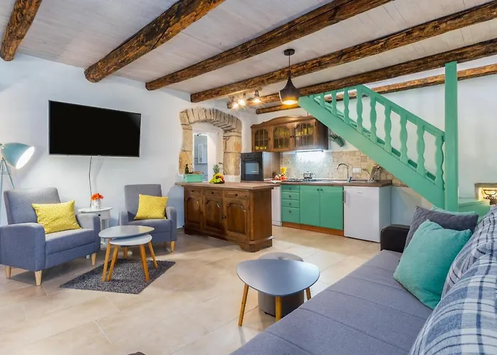 Kuca Za Odmor Aurora Kavran