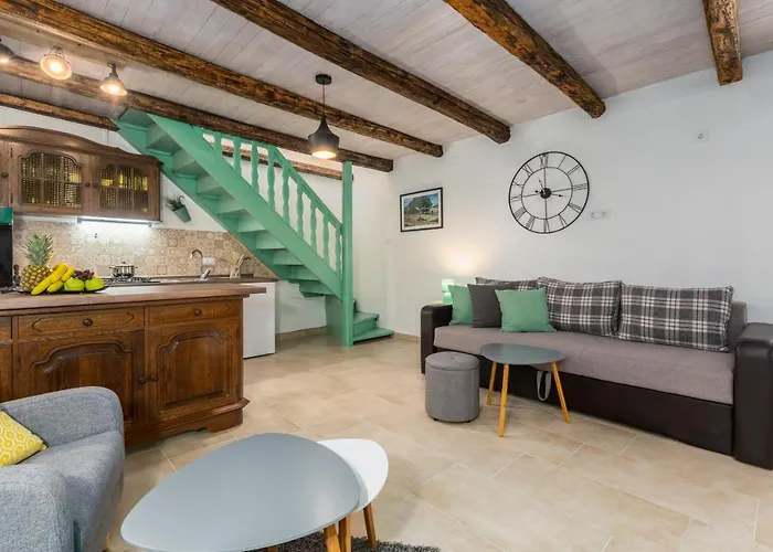 Kuca Za Odmor Aurora *