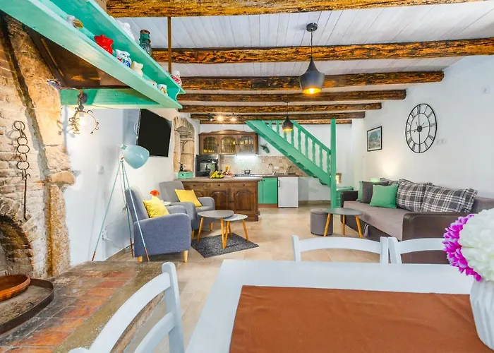 Feriehus Kuca Za Odmor Aurora Kavran