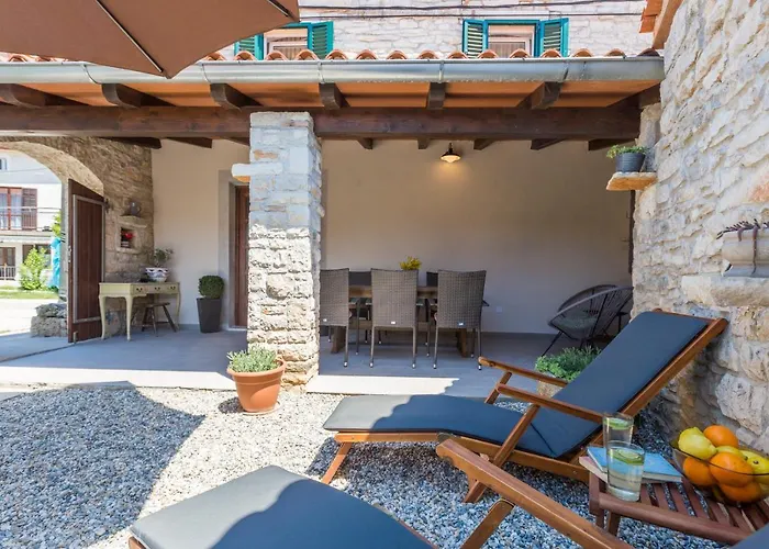 Kuca Za Odmor Aurora Feriehus Kavran