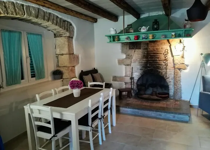 Feriehus Kuca Za Odmor Aurora *