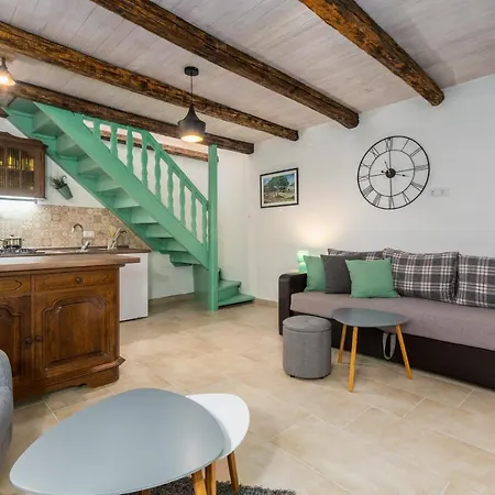 Kuca Za Odmor Aurora *